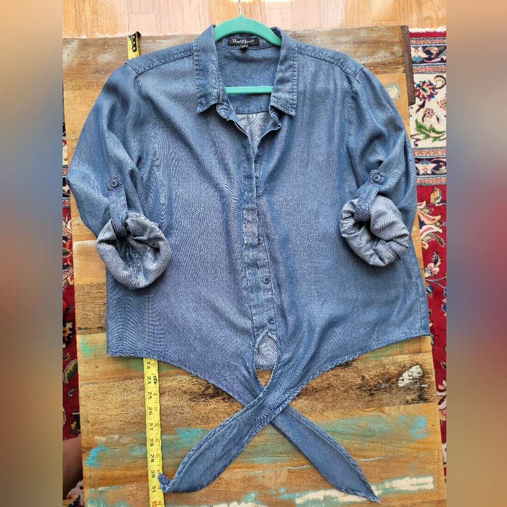 Velvet Heart Chambray Blue Shirt L